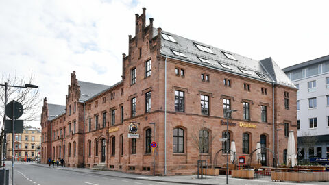 Foto der alten Post in Gießen.