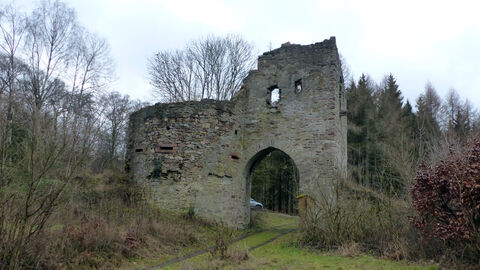 Die mittelalterliche Mapper Schanze, Oestrich-Winkel - Hallgarten, Rheingau. Bild zeigt die Mapper Schanze bei Oestrich-Winkel - Hallgarten im Rheingau.