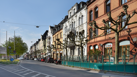 Foto. Rathausstraße in Wiesbaden Biebrich.