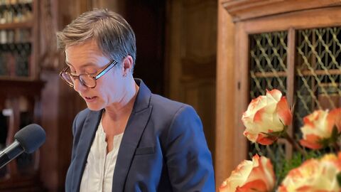 Dr. Verena Jakobi am Rednerpult