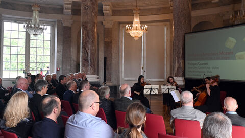 Jiyoon Shin und Carolin Kosa (Violinen), Keiko Münchgesang (Viola) und Bianca Breitfeld (Violoncello).