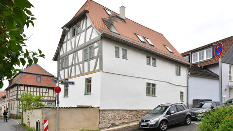 Das Fachwerkhaus Alt-Niederursel 44 in Frankfurt am Main   Das Fachwerkhaus Alt-Niederursel 44 in Frankfurt am Main