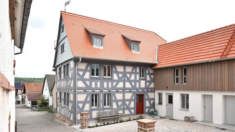 Das Fachwerkhaus Kirchstraße 8 in Groß-Umstadt Wiebelsbach  Das Fachwerkhaus Kirchstraße 8 in Groß-Umstadt Wiebelsbach