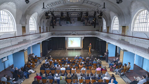 Innenansicht Altes Hallenbad in Friedberg