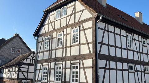 Das Haus vom Schlosspark aus fotografiert