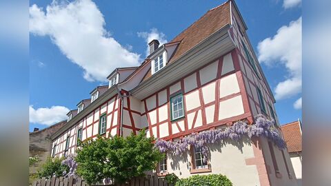 Das ehemalige Centhaus Schlossgasse 10 in Babenhausen Fachwerkhaus mit massivem Sockelgeschoss