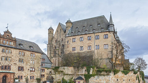 Das historische Marburger Schloss prägt bis heute das Stadtbild Das historische Marburger Schloss